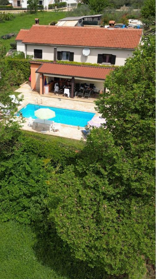Villa Antonci-18, Pool, 3 Houses, Jacuzzi, Private Territory Antonci  ภายนอก รูปภาพ